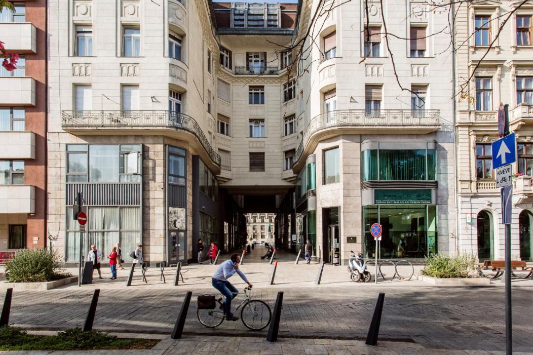 City Corso Apartman Budapest Exterior foto